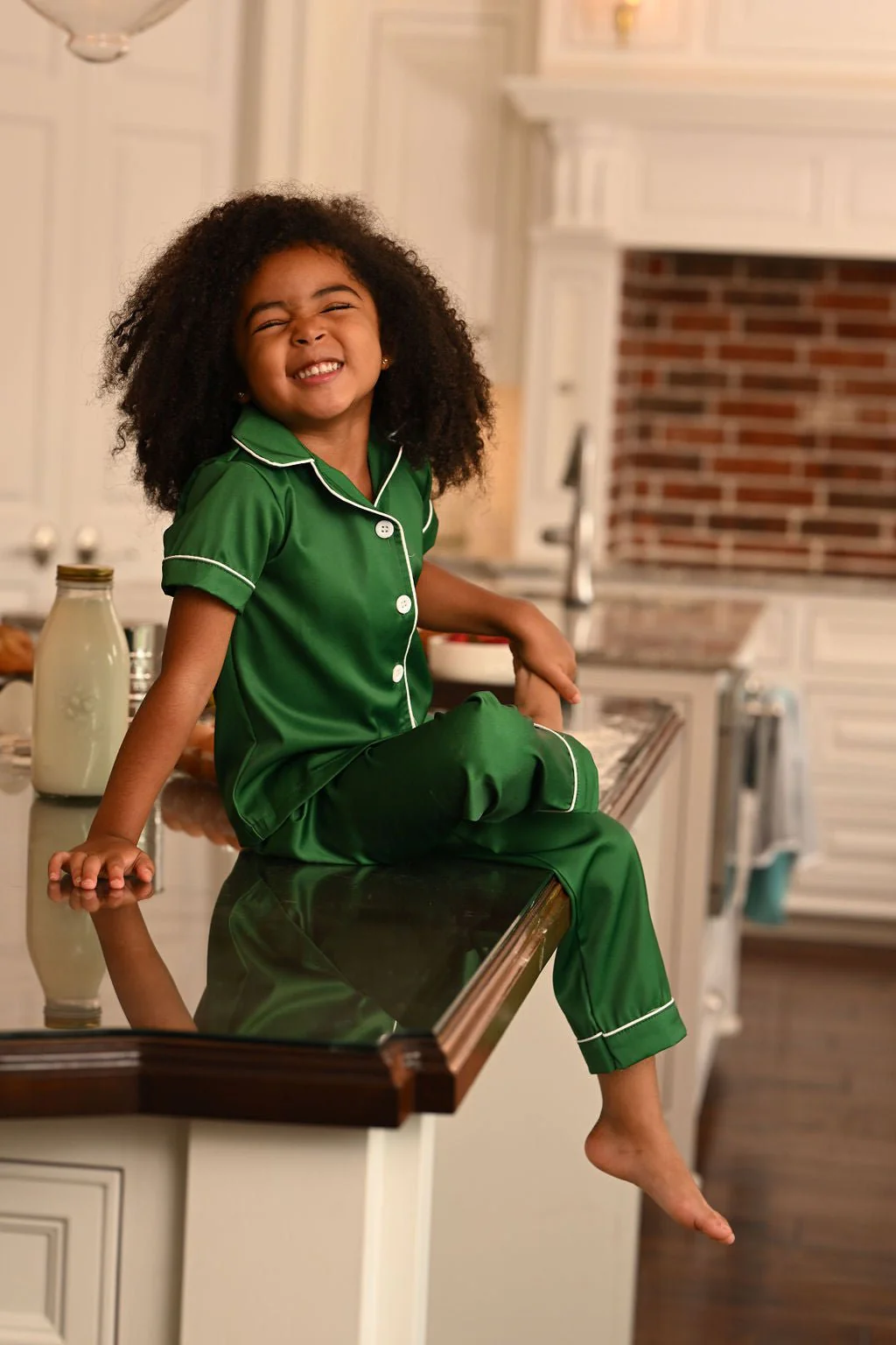 Charlie Satin Separates - Green Short Sleeve Top - Image 12