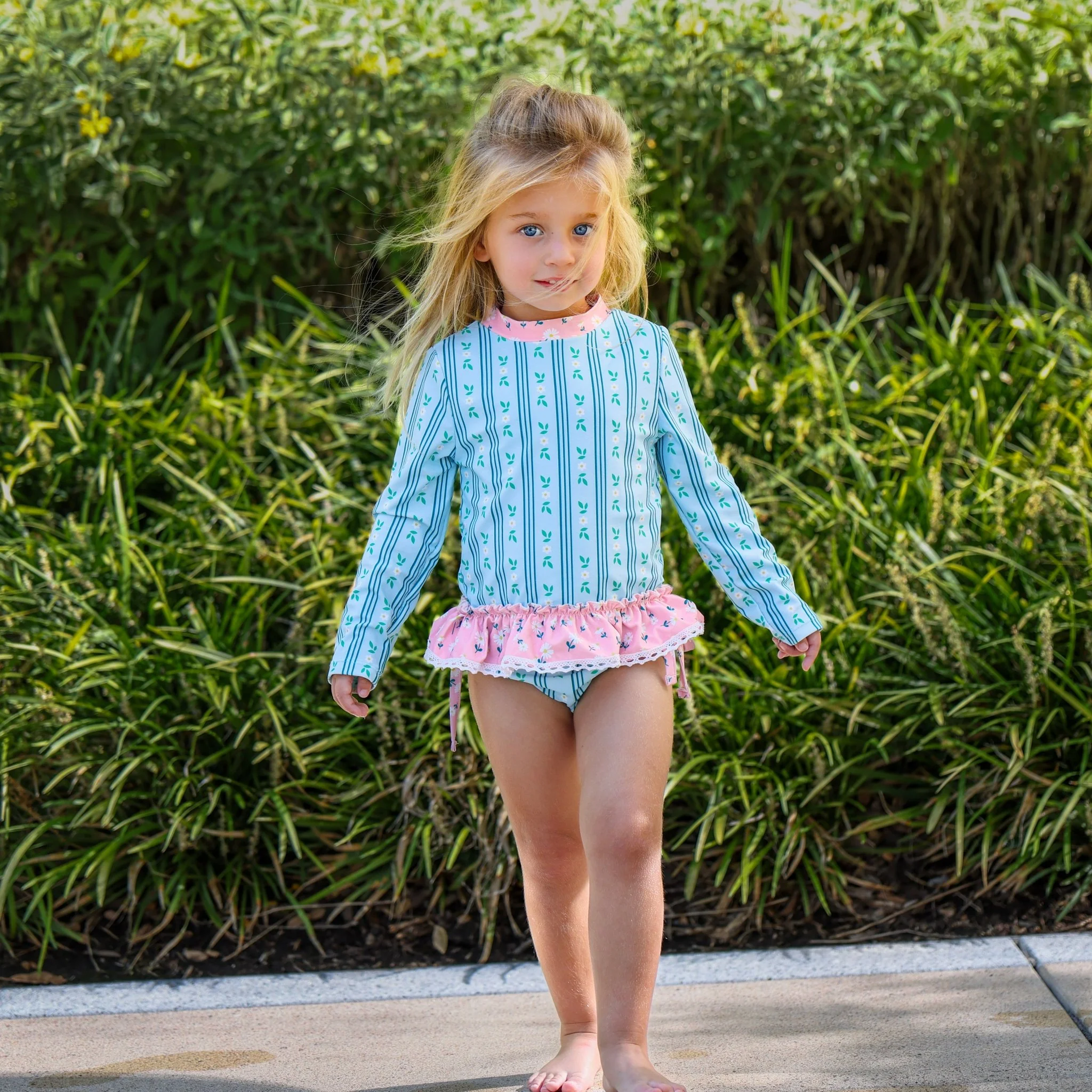 Rashguard Tankini - Daisy Daydreams - Image 4