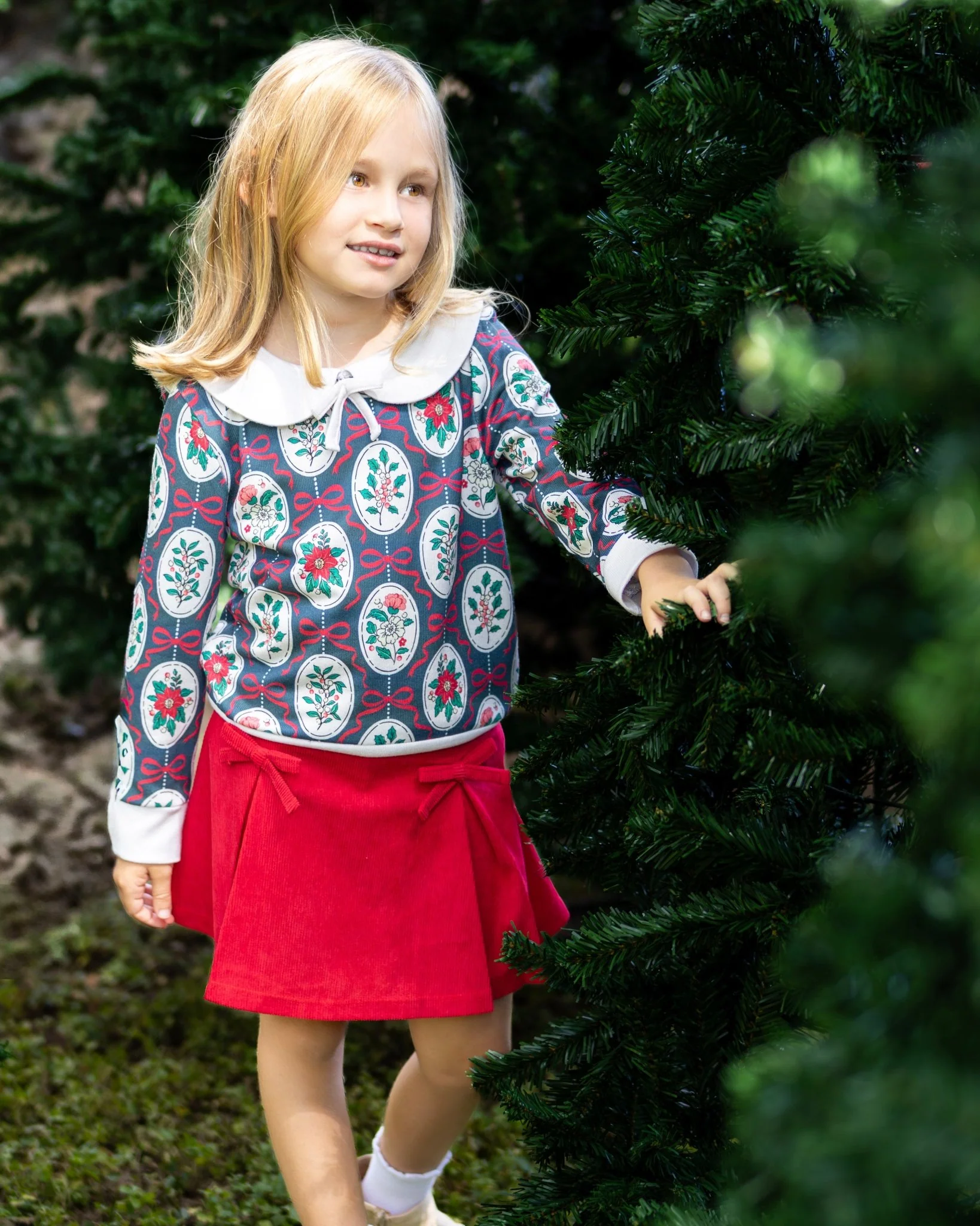Rebecca Peter Pan Sweater - Victorian Holiday - Image 3