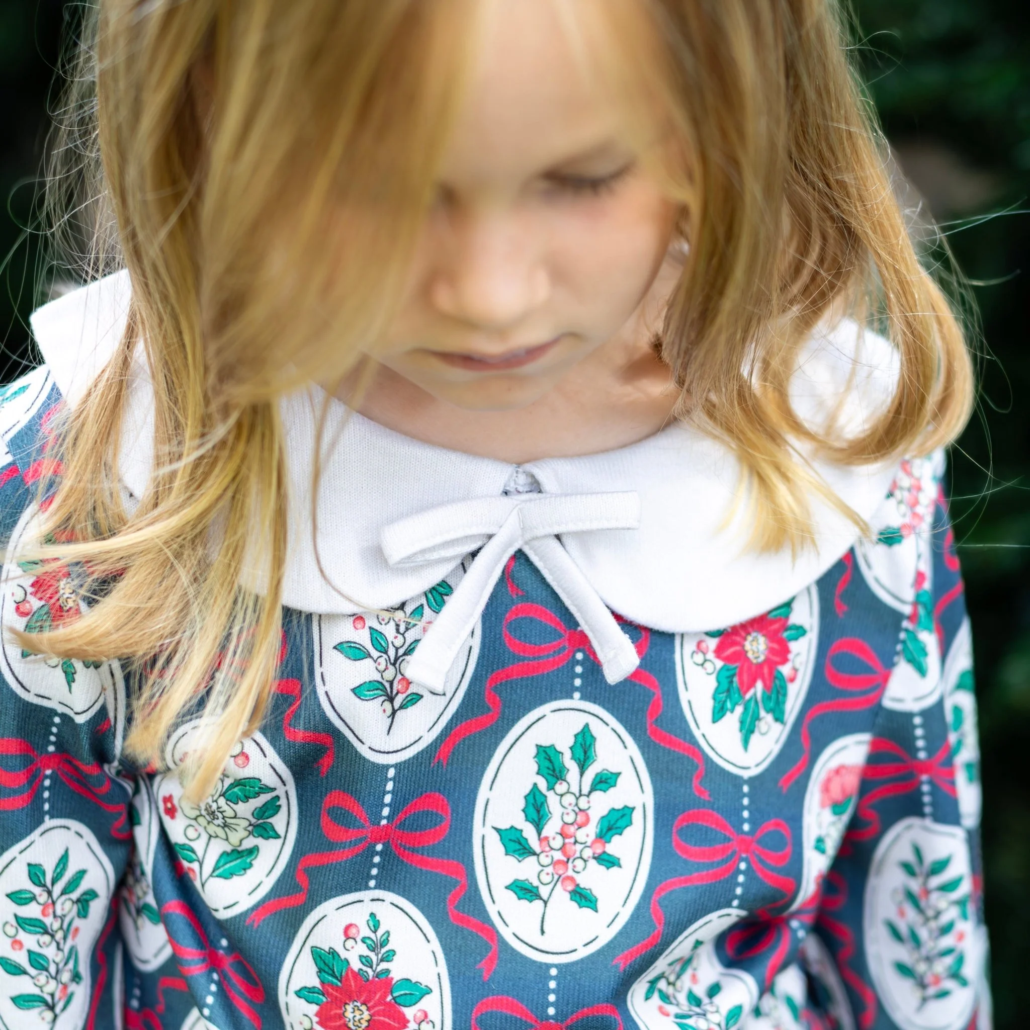 Rebecca Peter Pan Sweater - Victorian Holiday - Image 4